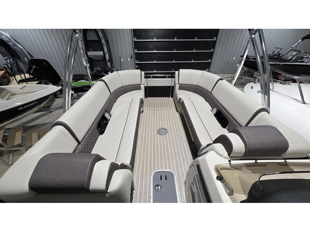 Princecraft Vogue 27 Xt 2022 alt