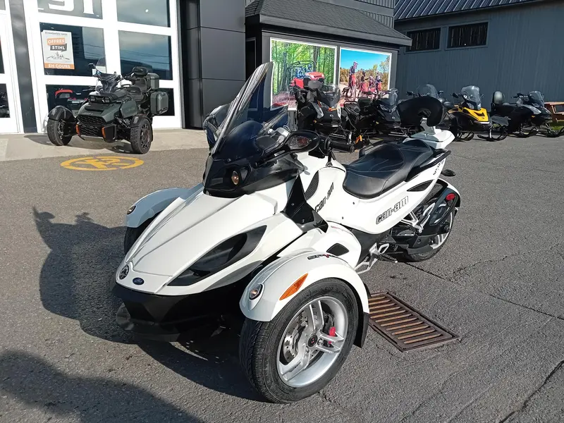 2011 Can-Am SPYDER RS