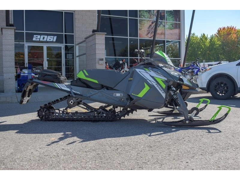 Arctic Cat Riot 8000 2022 alt