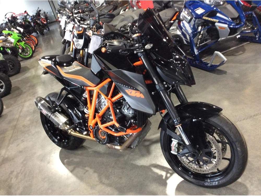 Ktm Superduke 1290r 2016 alt