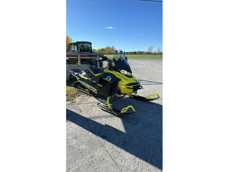 2022 Ski-Doo RENEGADE X 850