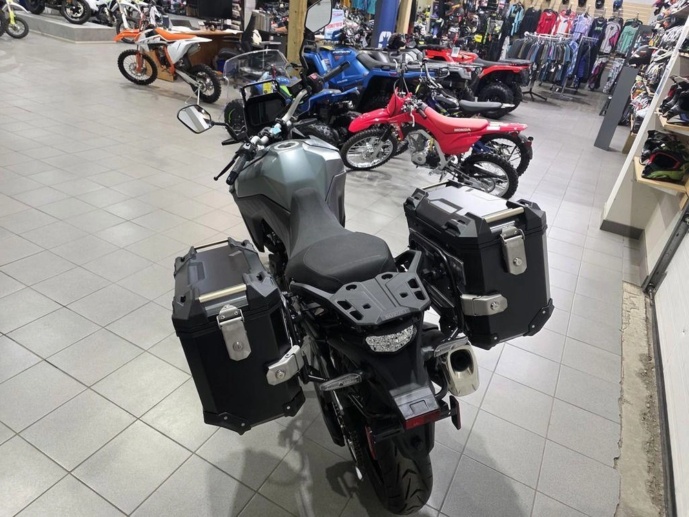 2024 Suzuki V-strom 800 alt