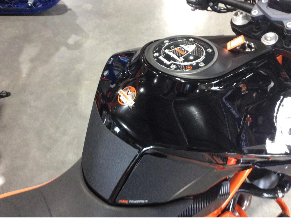 Ktm Superduke 1290r 2016 alt