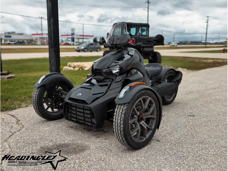 2023 Can-Am Ryker // Black