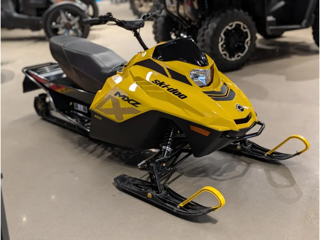 2026 Ski-Doo MXZ 200 
