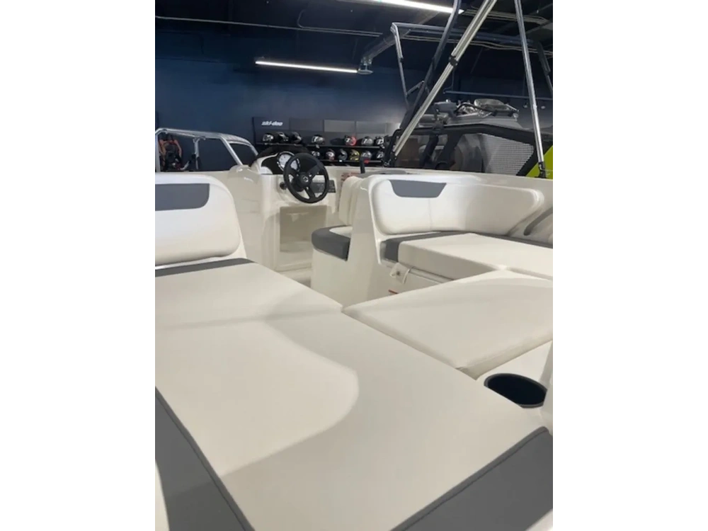 2023 Bayliner Element E18 180el, Motor And Trailer alt