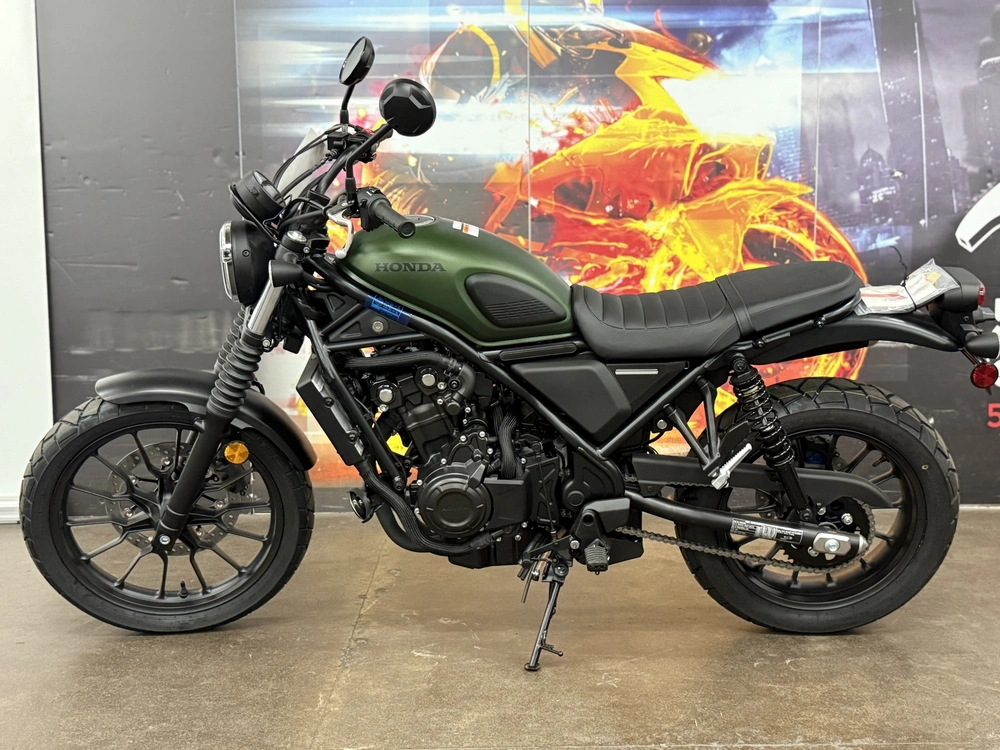 Honda Scrambler 500 2023 alt