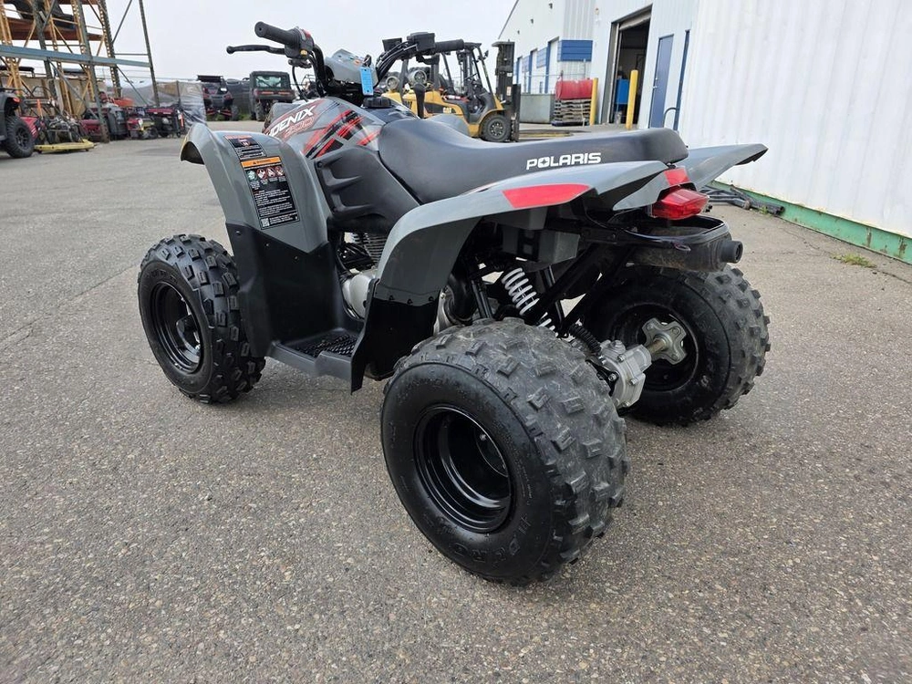 2022 Polaris Phoenix 200 alt