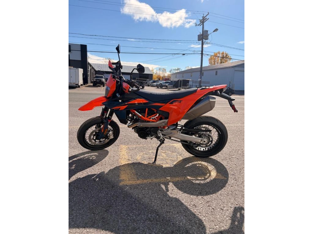 Ktm 690 Smc R 2026 alt