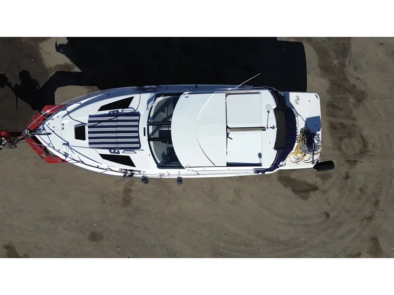 2012 Regal 35 sc thumbnail 2