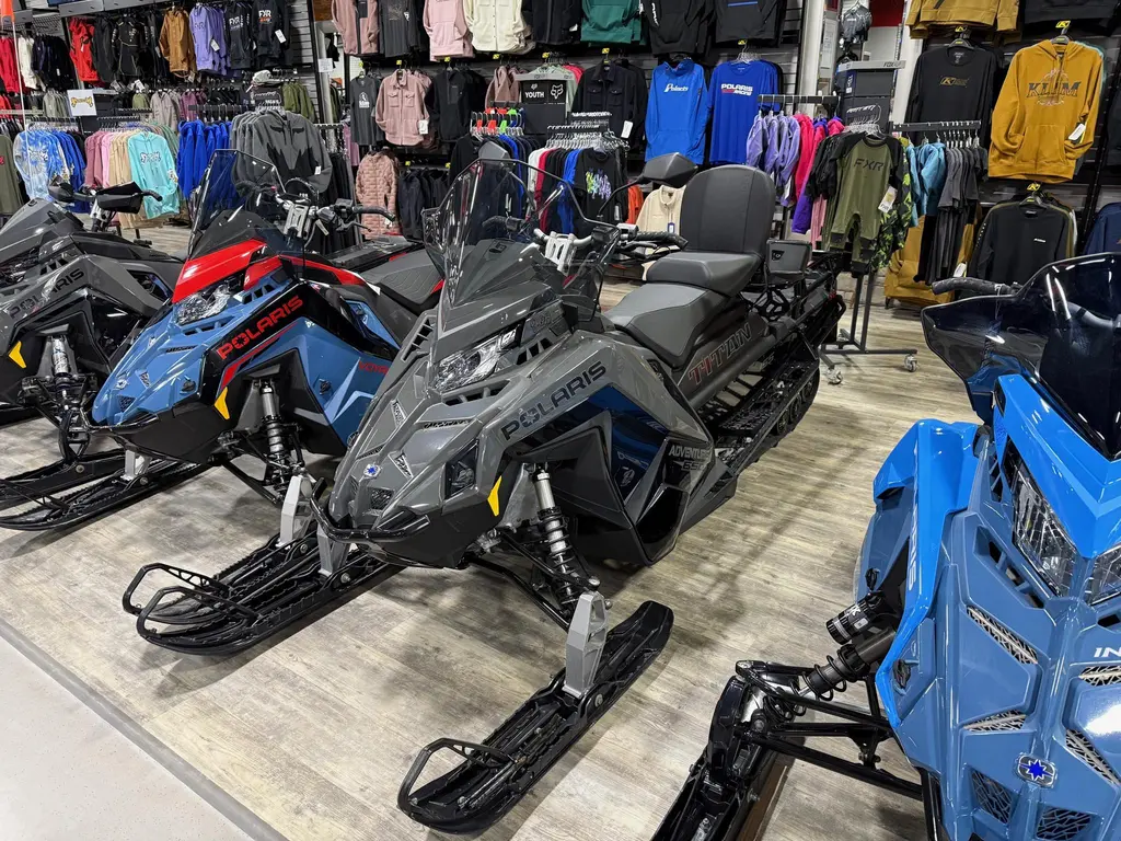 2025 Polaris 650 TITAN ADV 1.8' 7S 