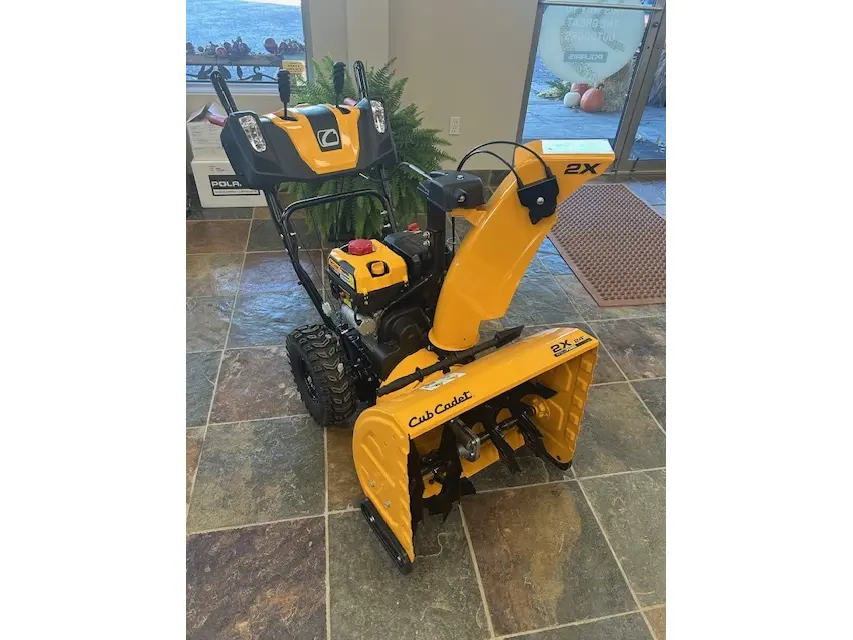 Cub Cadet 2X 24" 2026 - 243CC Walk Behind