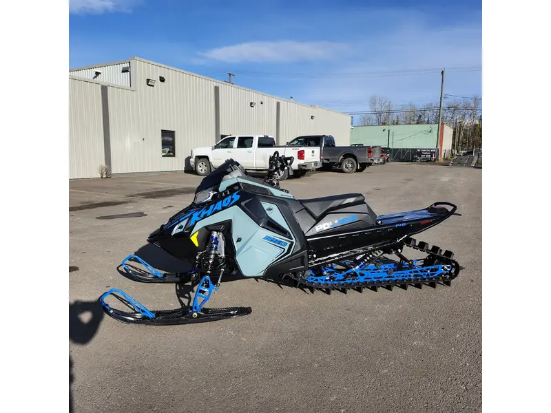 2026 Polaris 850 RMK KHAOS 146 - 7S Display Hemlock Blue / Black / Velocity Blue