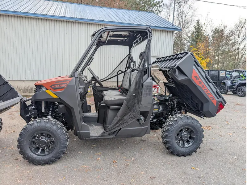 2026 Polaris RANGER 1000 PREMIUM ROVER RUST Beauce Sports Gamme Nouveautés 2026