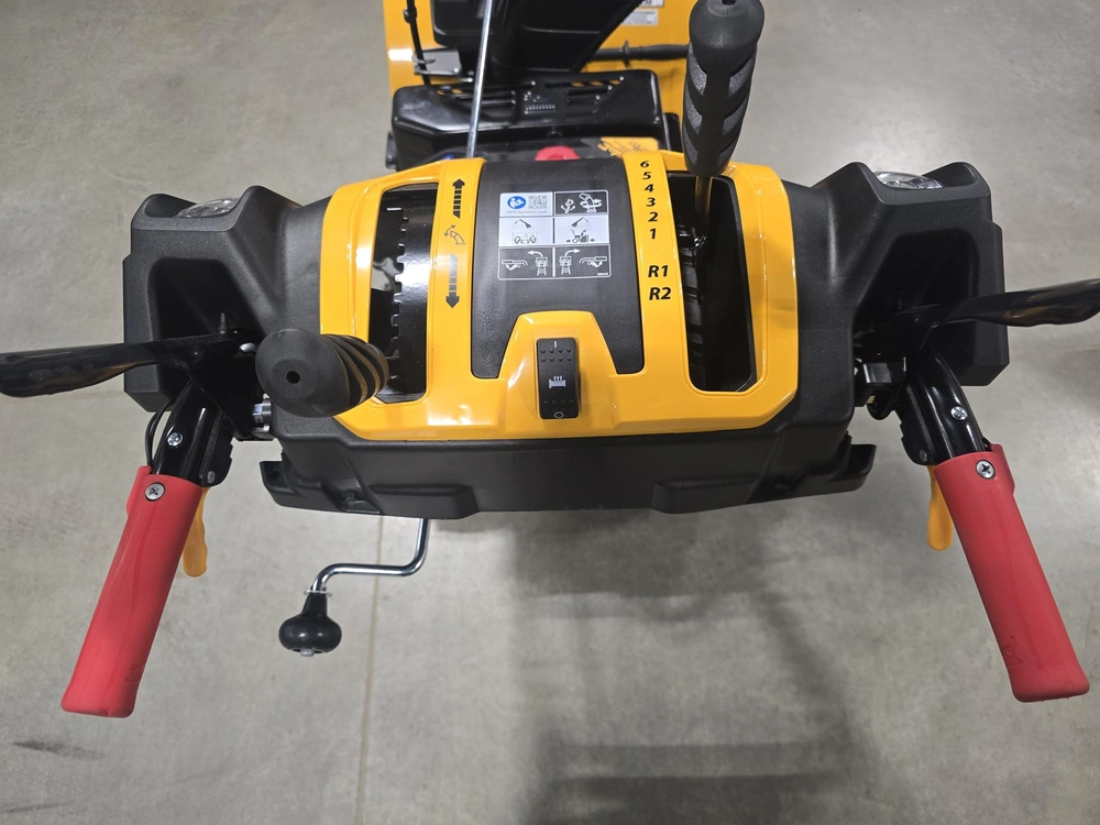 Cub Cadet 31am58vrb10 2x24 2024 alt