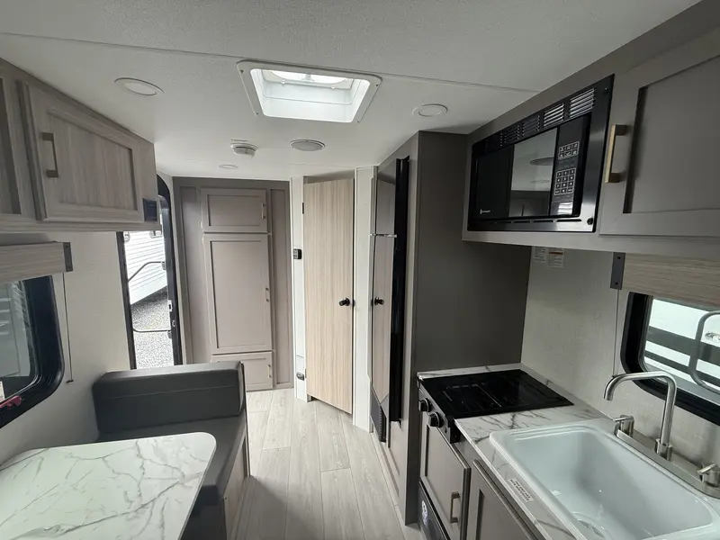 2026 KZ-RV Sportsmen Classic 160QB