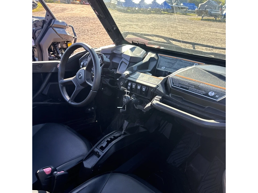 2018 Can-am 7fja alt