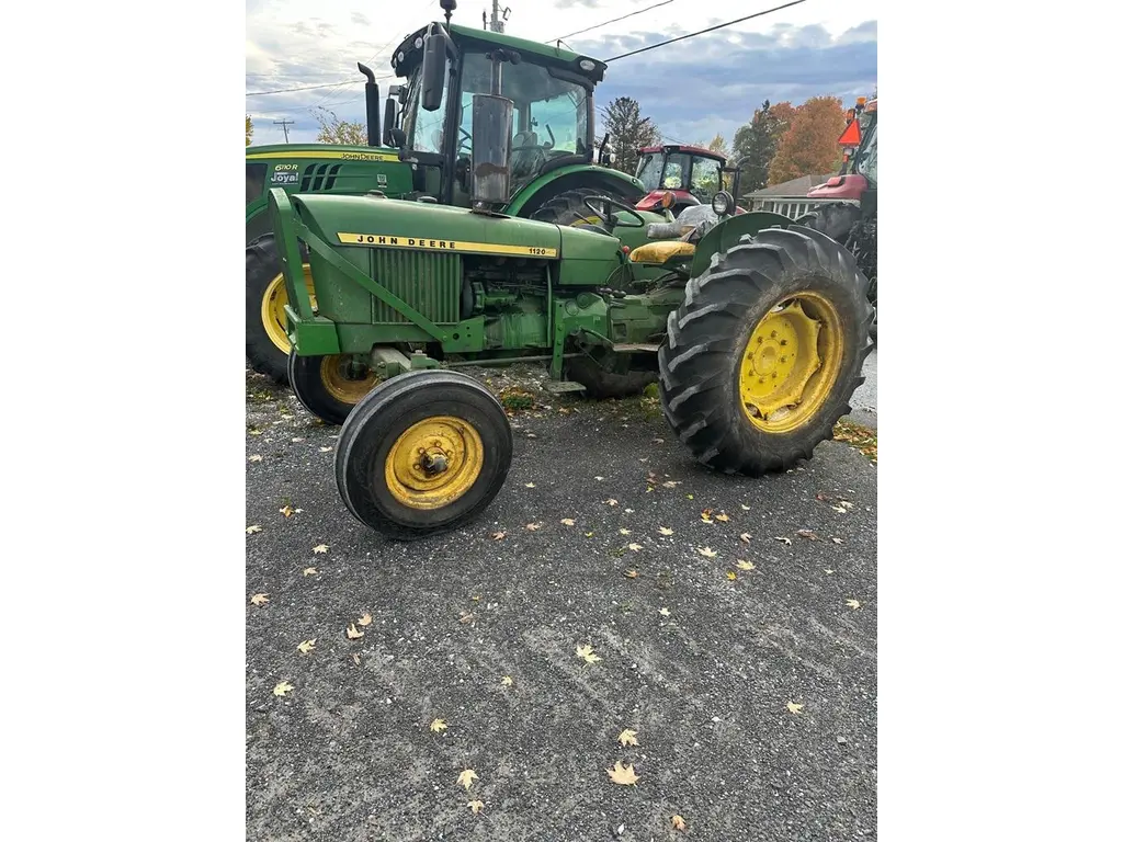  John Deere 1120