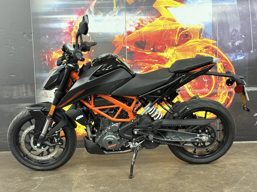 Ktm Duke 390 2023 alt