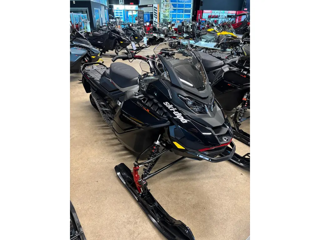 Ski-Doo renegade enduro 900r 2025