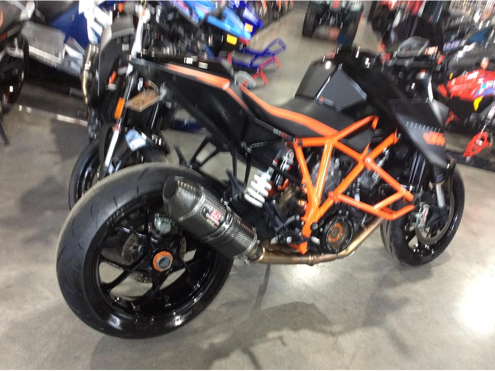 Ktm Superduke 1290r 2016 alt