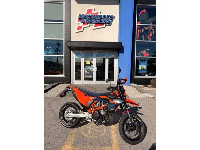 2026 KTM 690 SMC R