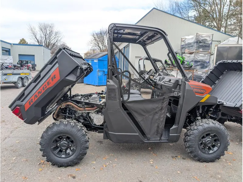 2026 Polaris RANGER 1000 PREMIUM ROVER RUST Beauce Sports Gamme Nouveautés 2026