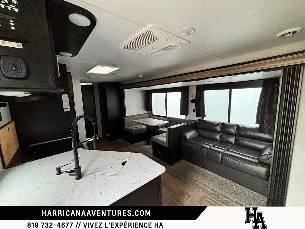 Cherokee 294bh Grey Wolf 2022 alt