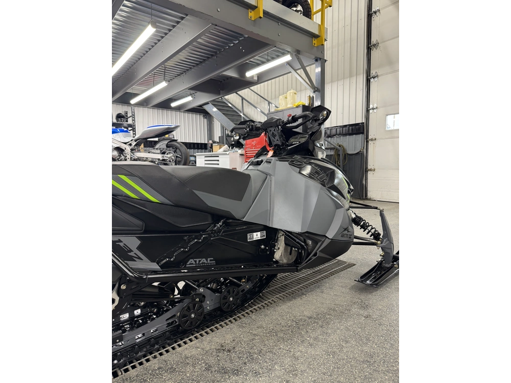 Arctic Cat Zr9000 Thundercat 2021 alt