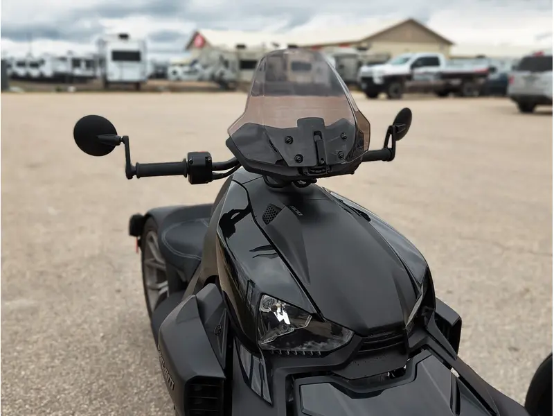 2023 Can-Am Ryker // Black