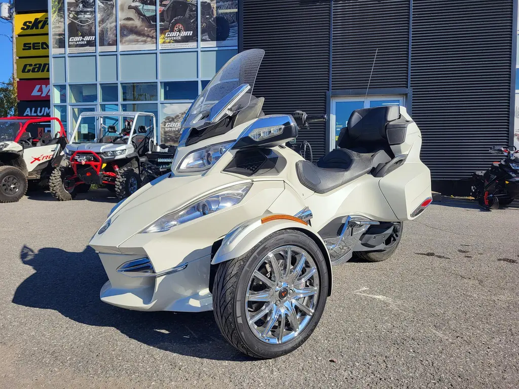 2013 Can-Am SPYDER RT LIMITED