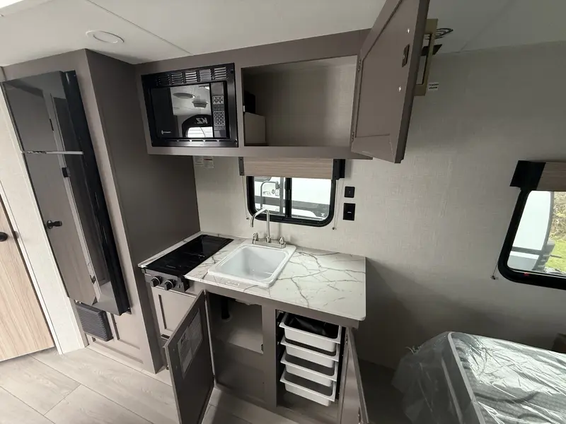 2026 KZ-RV Sportsmen Classic 160QB