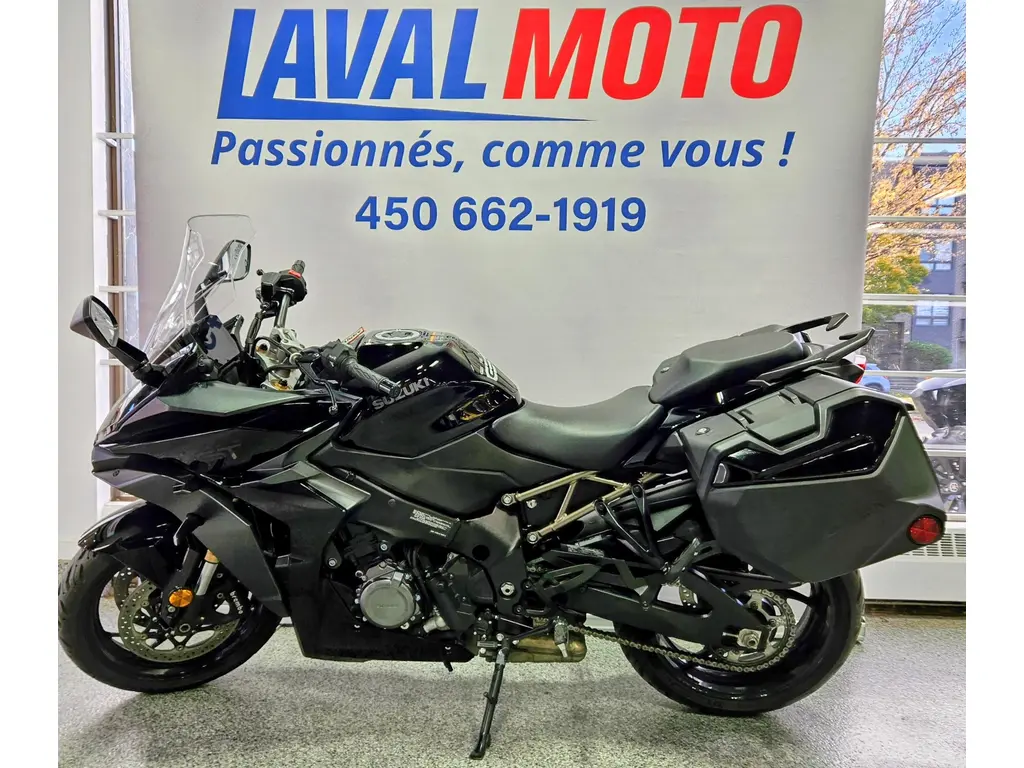 2022 Suzuki GSX-S1000GT