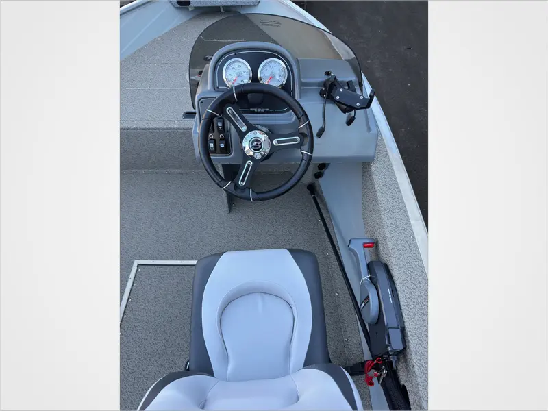 2024 Smoker-Craft Angler 16 XL SC