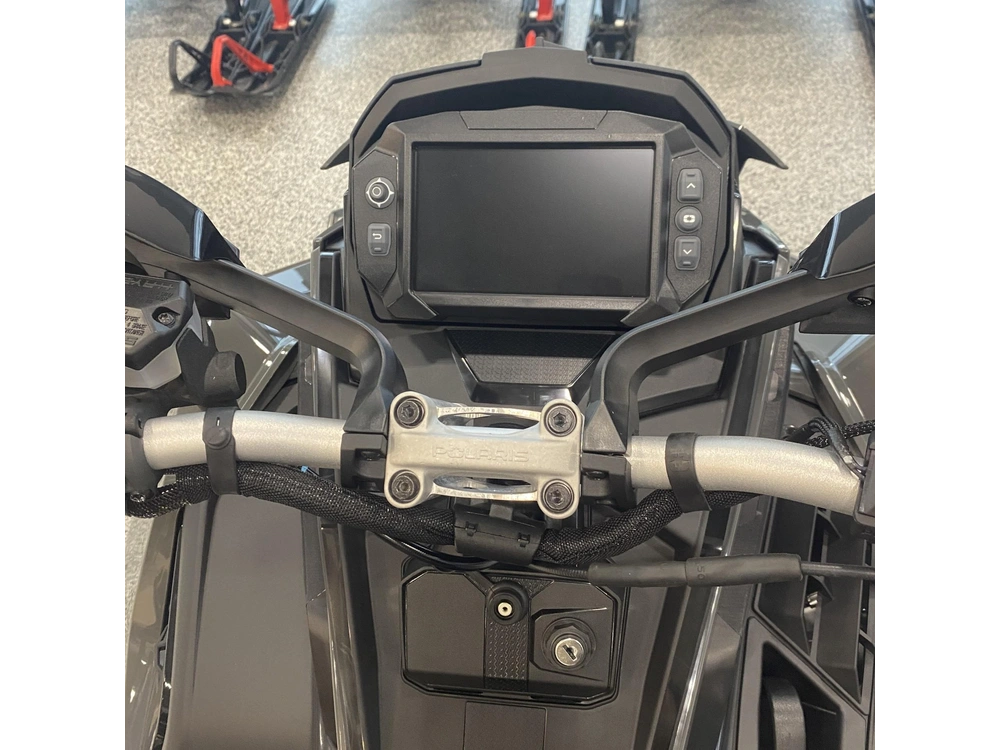 2025 Polaris Boost Switchback Assault 146 alt