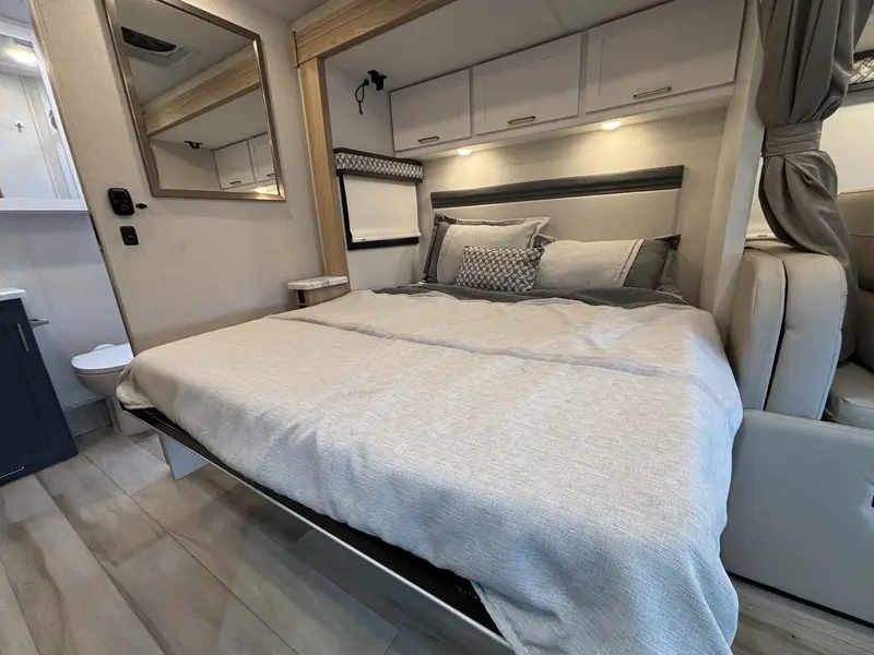 2026 Thor Echelon MB24