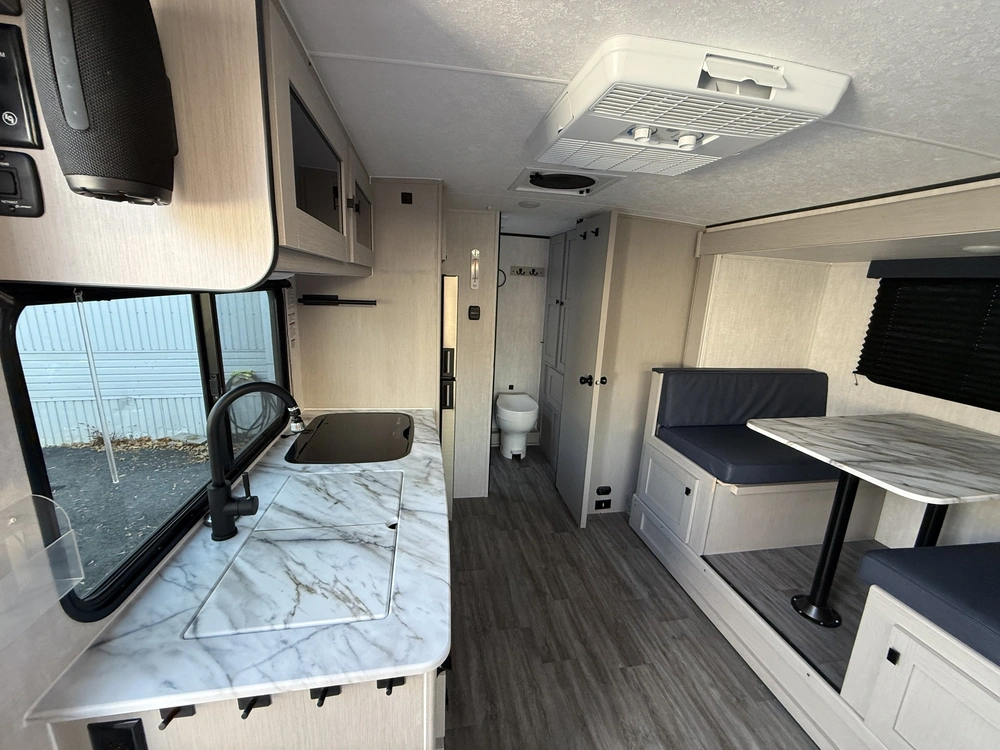 Coachmen Apex Nano 191r 2024 alt