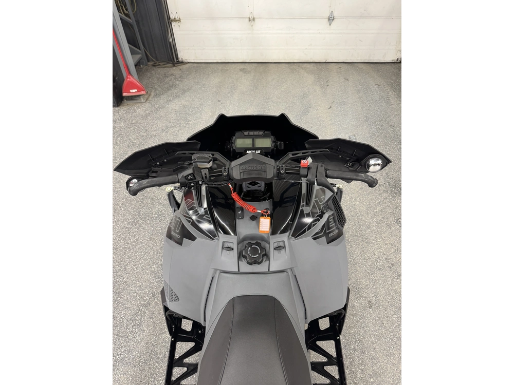 Arctic Cat Zr9000 Thundercat 2021 alt