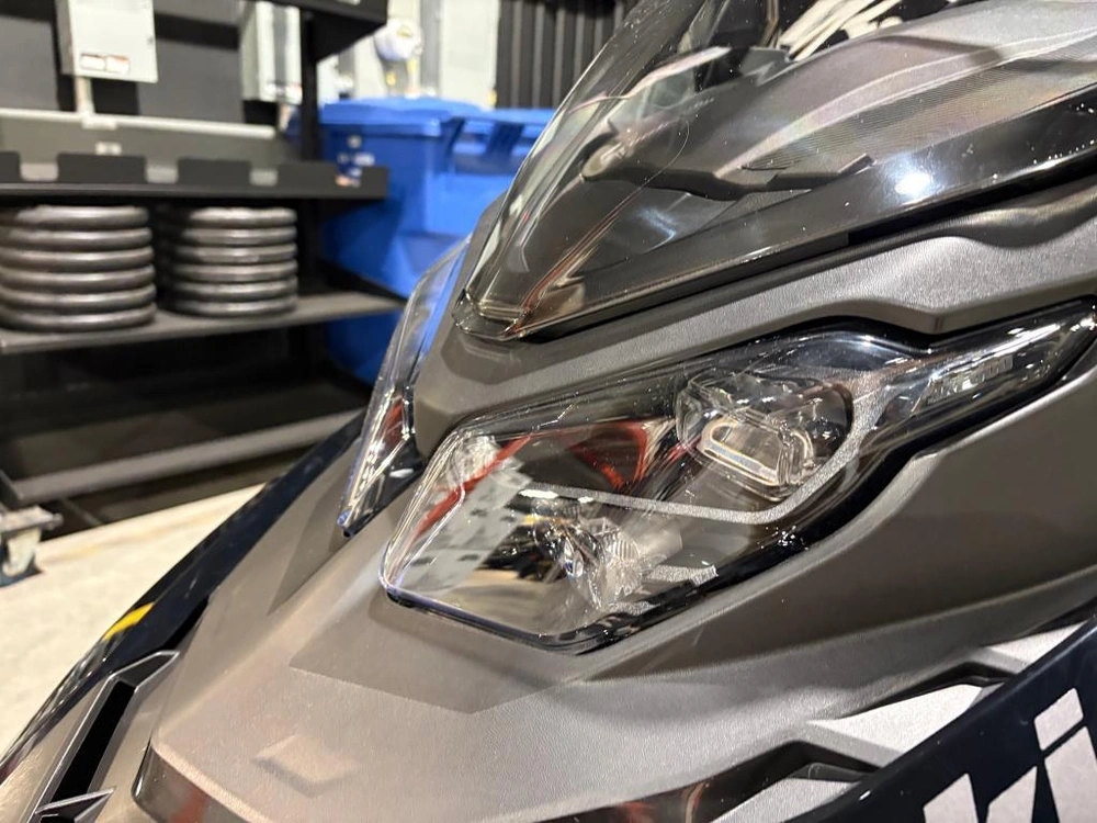 Ski-doo Backcountry Adrenaline (43'') 850 E-tec Storm 150 1.5'' E.s. 2026 alt