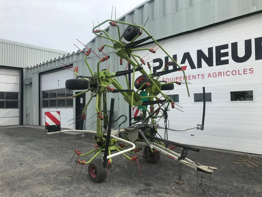 2015 Claas VOLTO 800TH