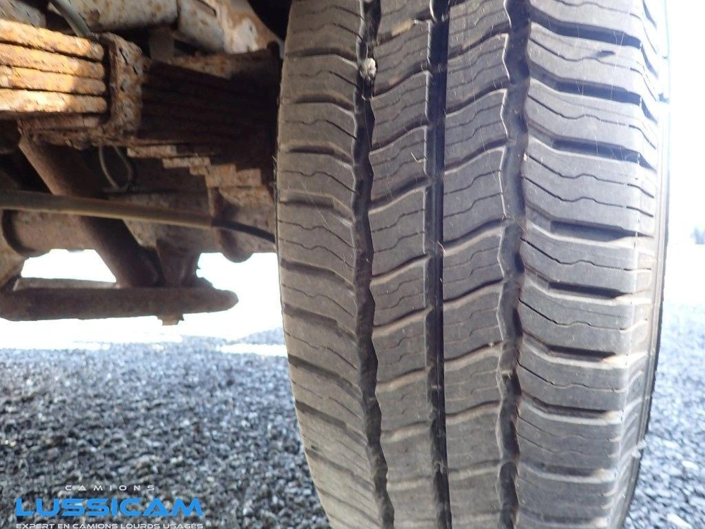 Ford E350 2005