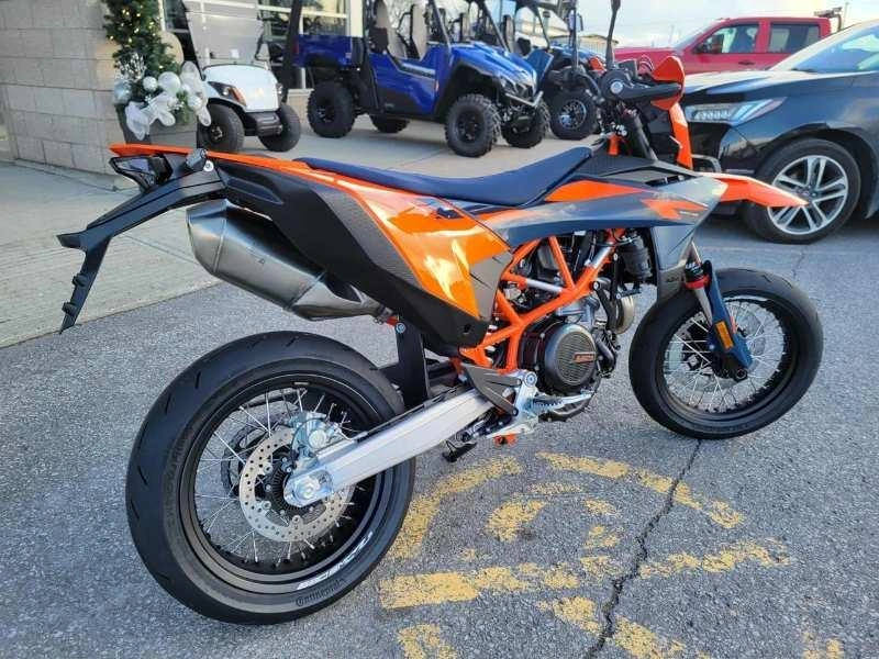 2026 Ktm 690 Smc R alt