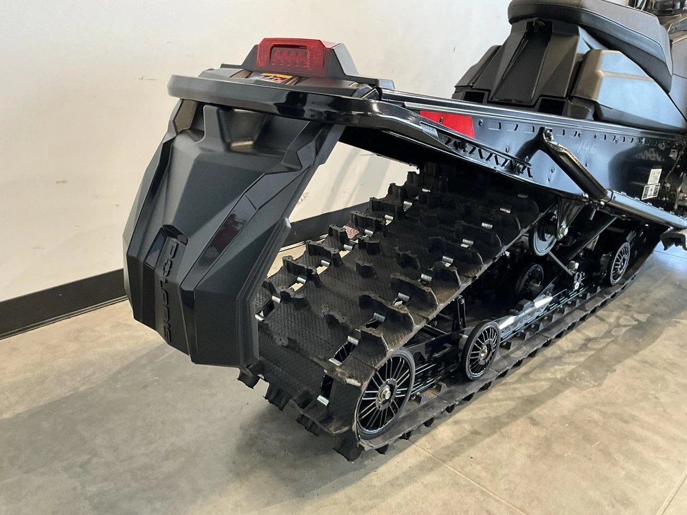 Polaris 850 Switchback Assault 146 2025 alt