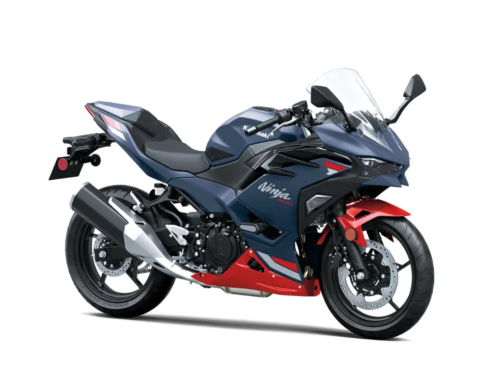2026 Kawasaki Ninja 500 SE // Metallic Matte Twilight Blue/Candy Persimmon Red 