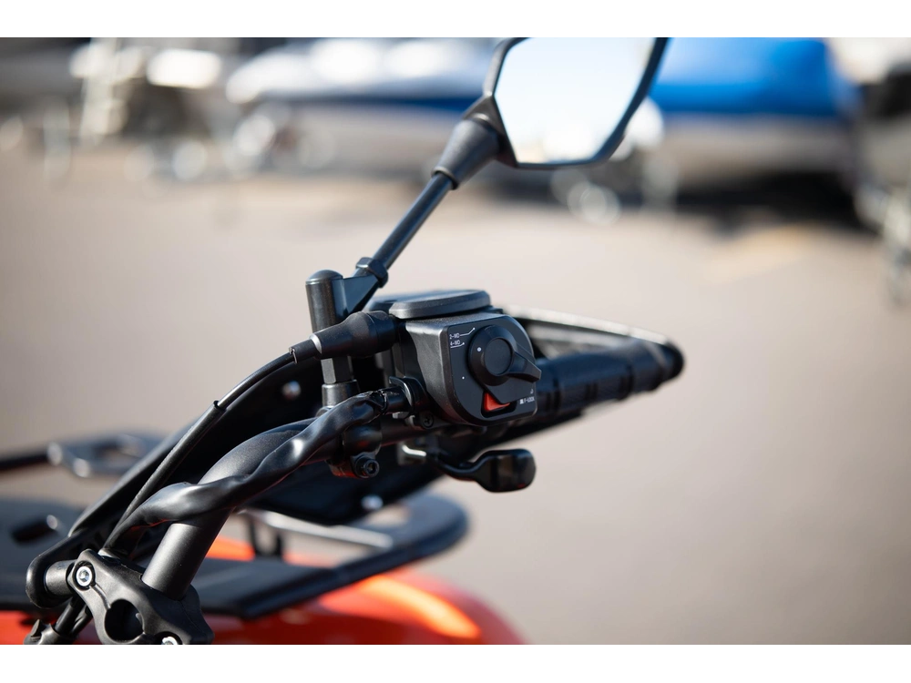 2025 Cfmoto Cforce 400 alt