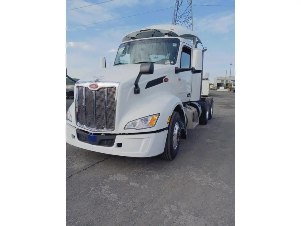 Peterbilt 579  2026