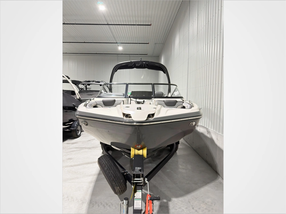 2019 Yamaha 212 Limited S alt