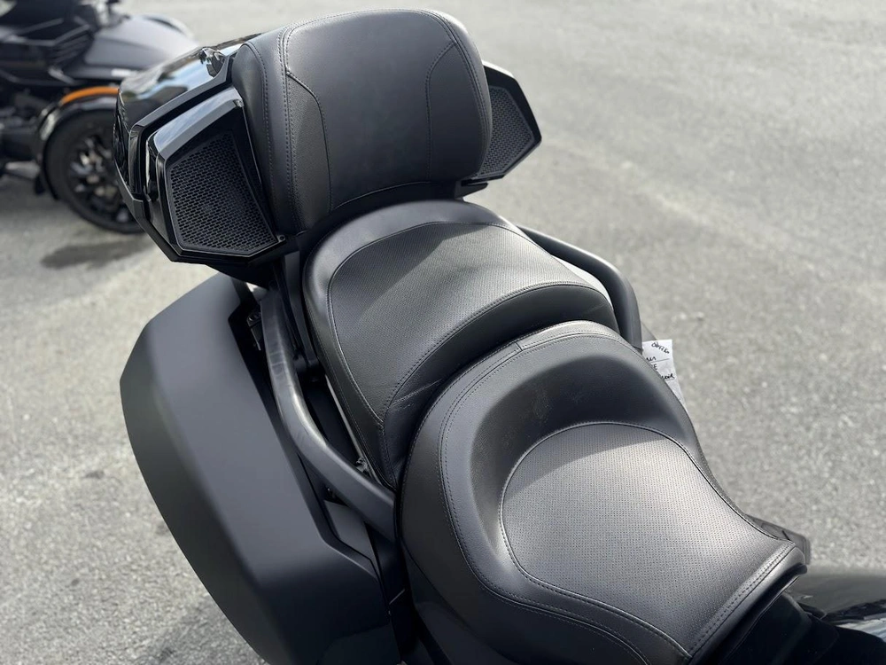 Can-am F3 Limited 2025 alt