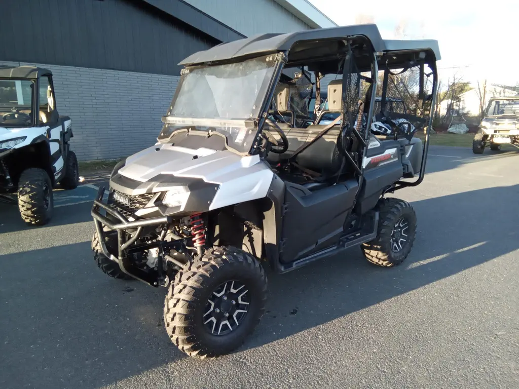 2017 Honda Pioneer 700-4