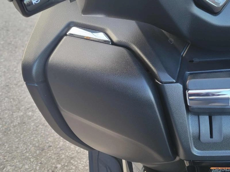 Suzuki Burgman 400 2025 alt